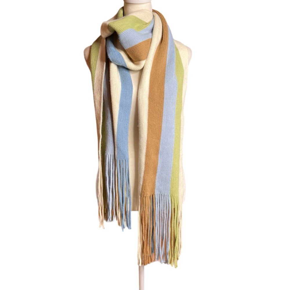 Neutral color block fringe scarf